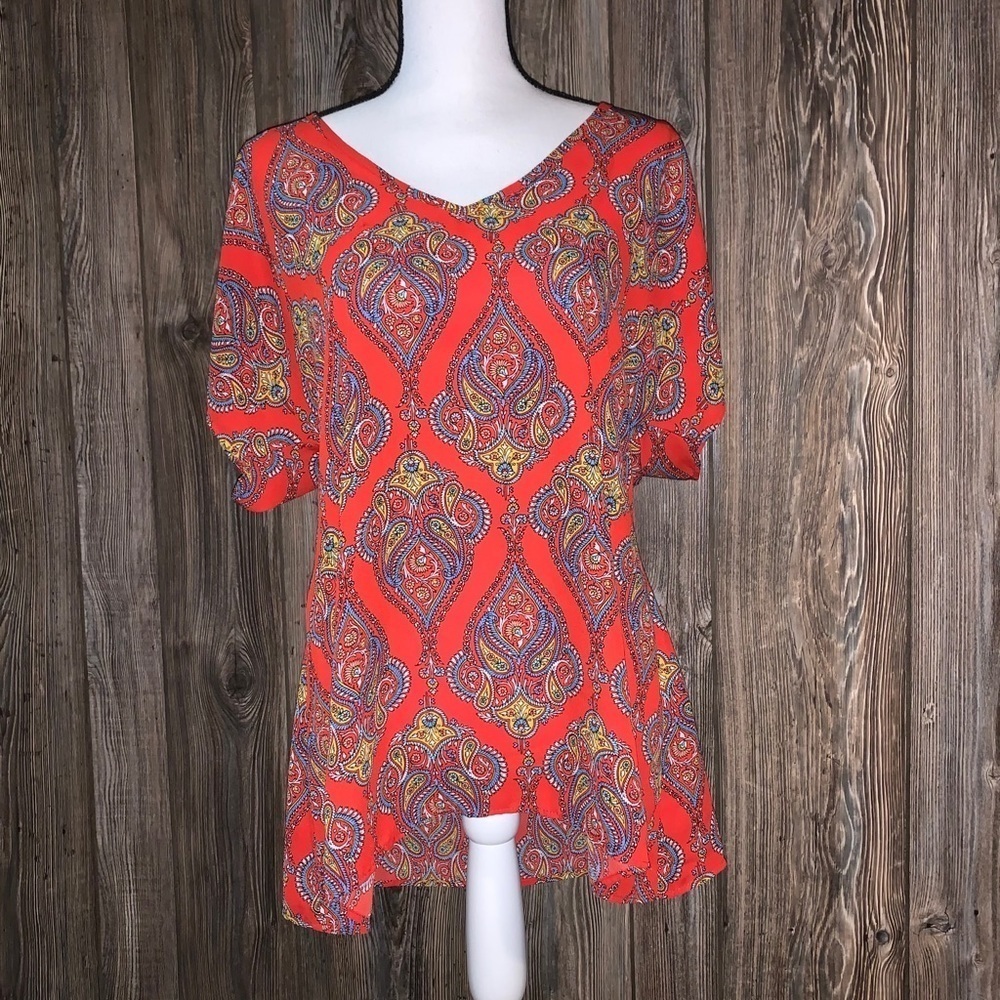Show me Your MuMu Red Paisley Boho Festival Indie Whimsical Music V-Neck Medium